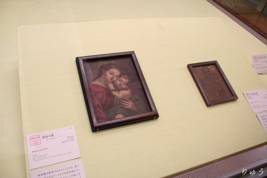 《聖母子像》　ヨーロッパ　長崎奉行所旧蔵品　１６～１７世紀　【重要文化財】